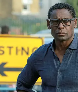 新冠为何令有色人种殒命(2021)